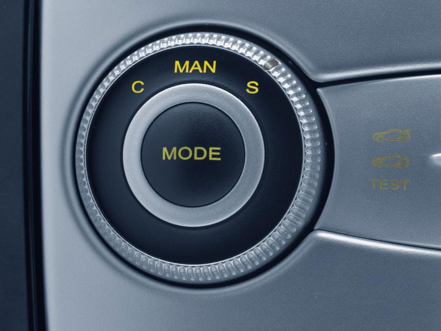  Mercedes-Benz SLR McLaren 2004 года  (фото 5 из 175)